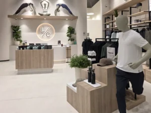 Lifestyle Choice (L/C) Retail Clothing Stre In Dubai Hills Mall Is Finished With Microcement Flooring From Duraamen. Image 08