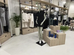 Lifestyle Choice (L/C) Retail Clothing Stre In Dubai Hills Mall Is Finished With Microcement Flooring From Duraamen. Image 02